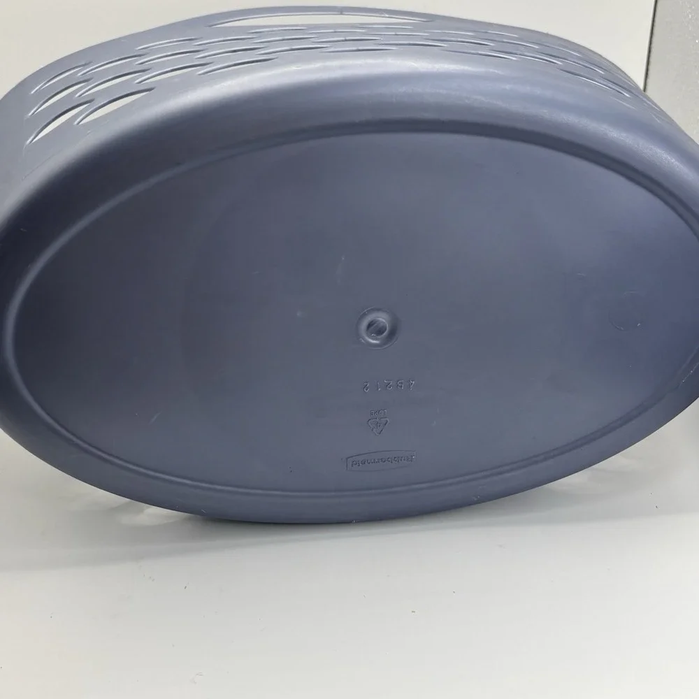 Rubbermaid Oval Carry Tote Blue Basket Handles Flexible Laundry Beach Purse‎